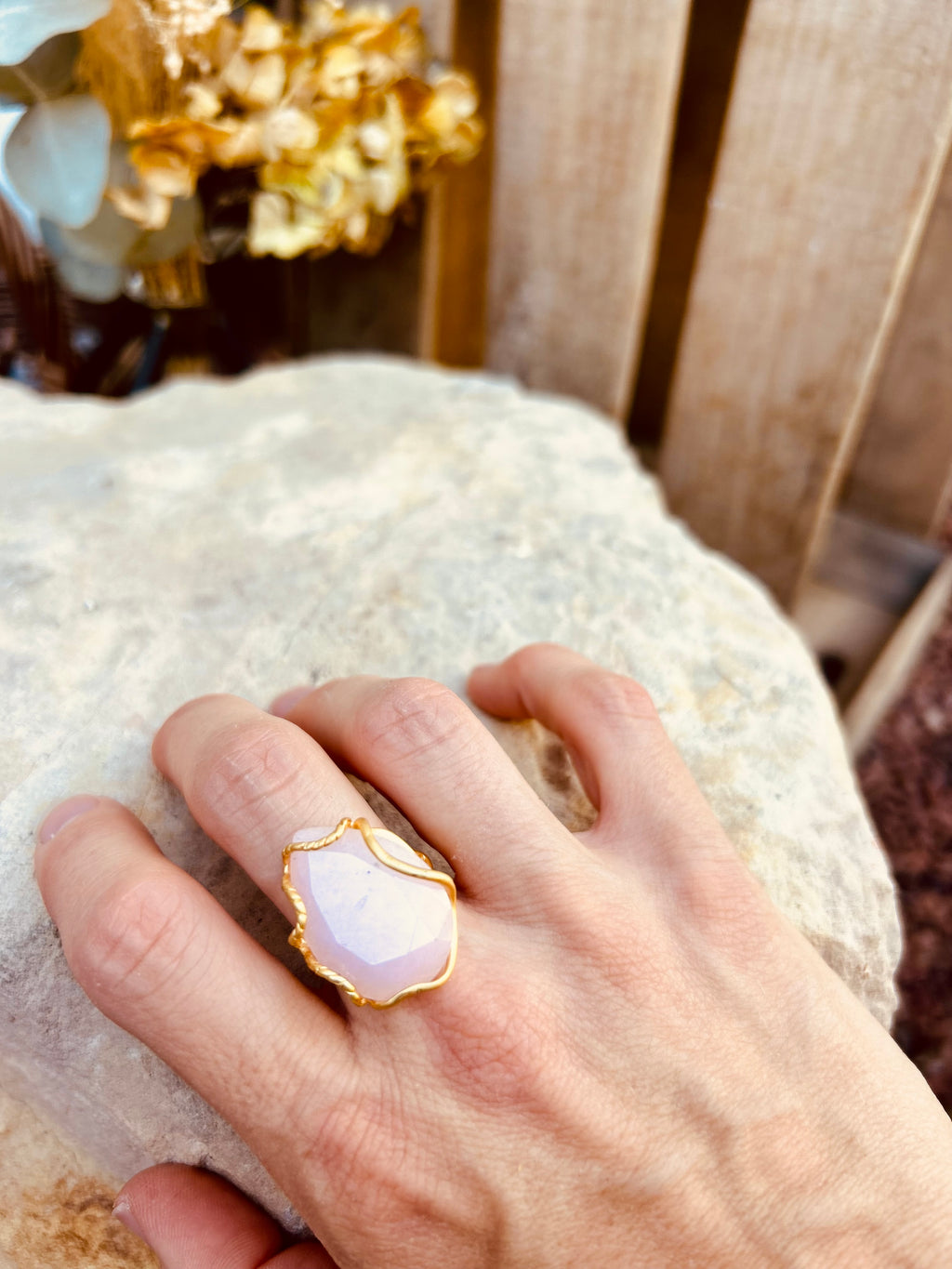 Accesorio - Anillo piedra rosa - Colensuá