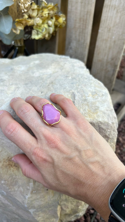 Accesorio - Anillo piedra magenta- Colensuá