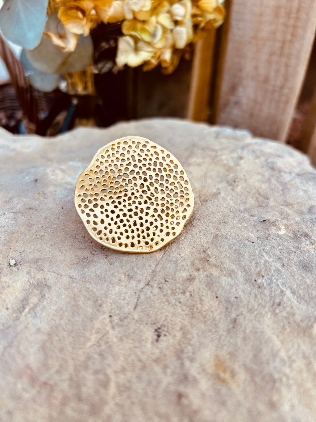 Accesorio - Anillo oro mate grande - Colensuá