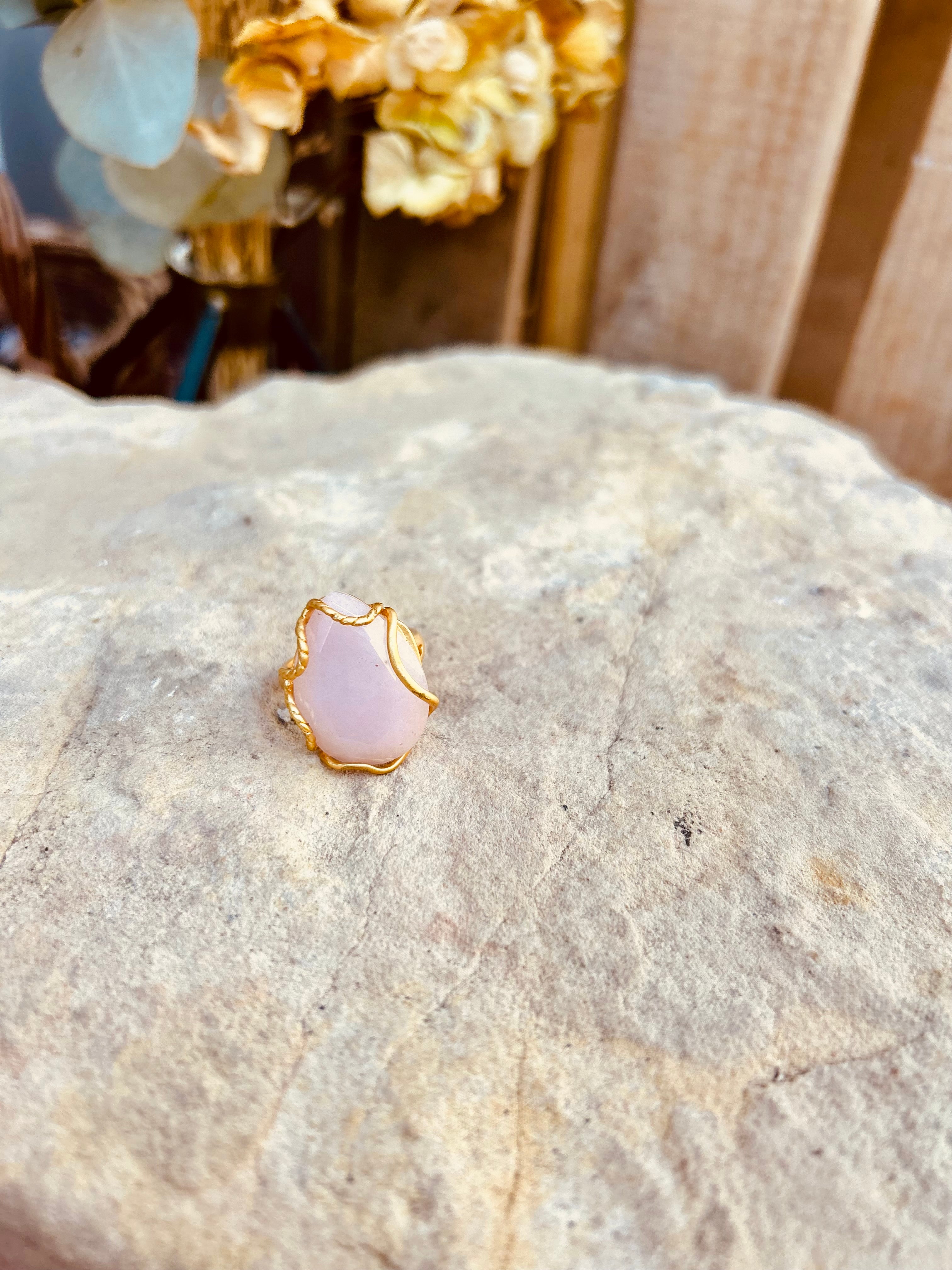 Accesorio - Anillo piedra rosa - Colensuá