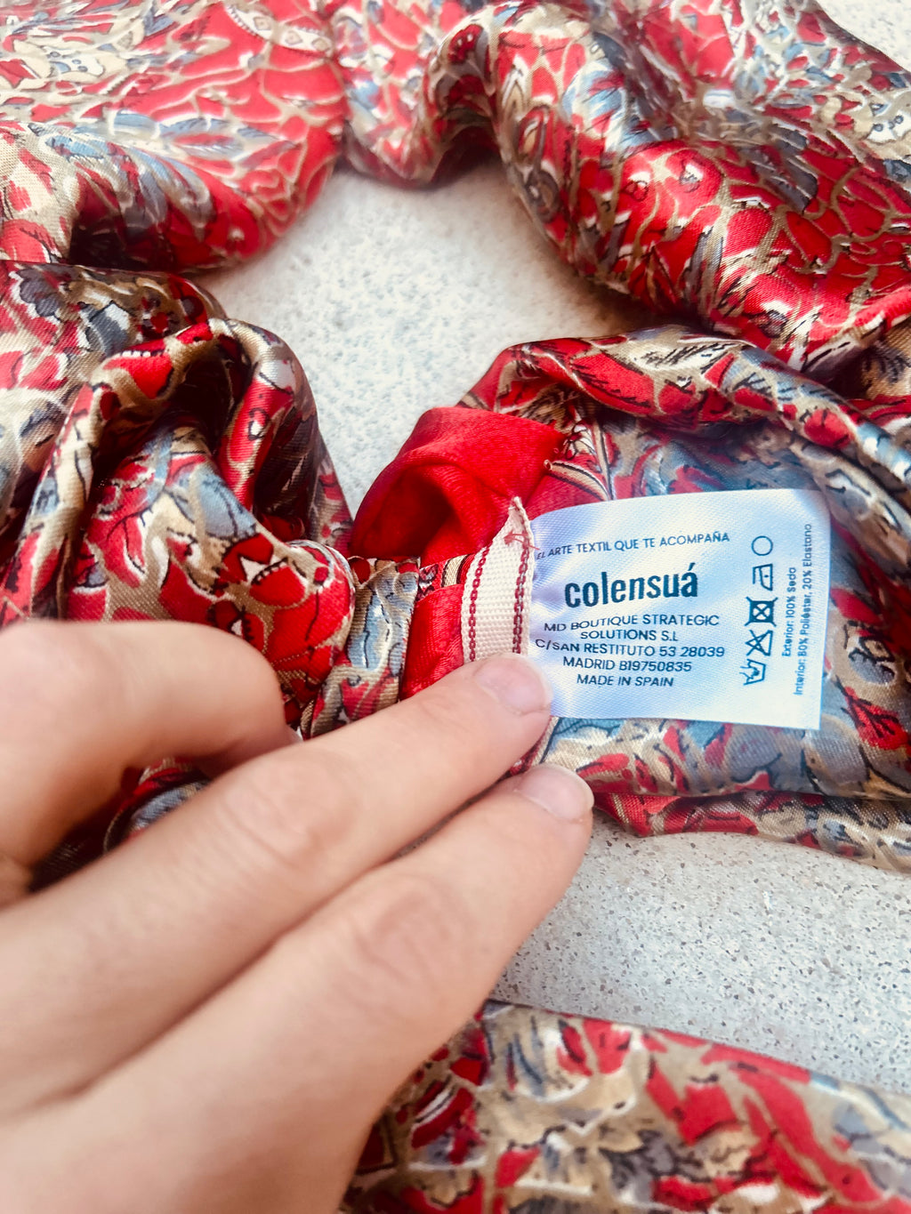 Colensuá SHARI rojo