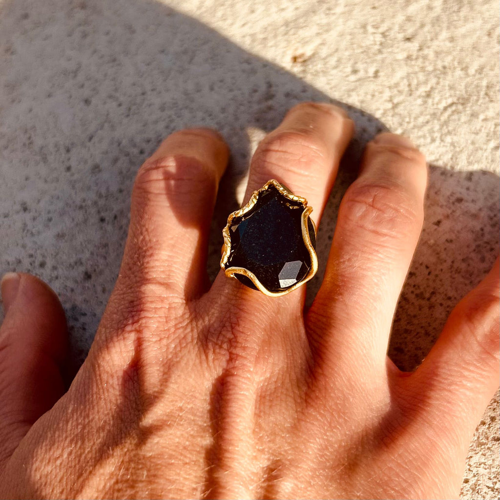 Accesorio - Anillo piedra negra- Colensuá