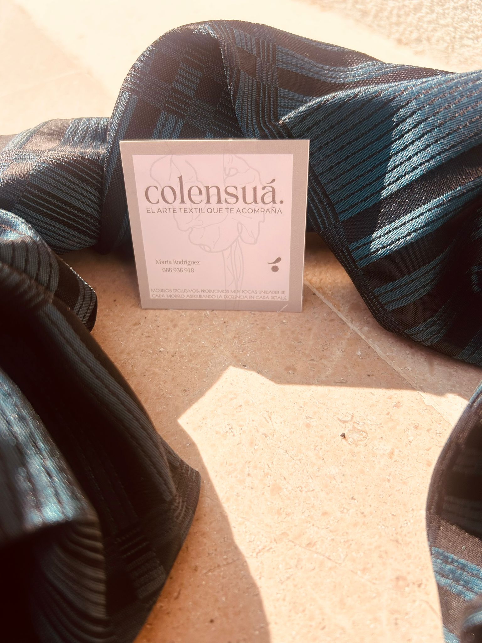 Colensuá Negro y Azul