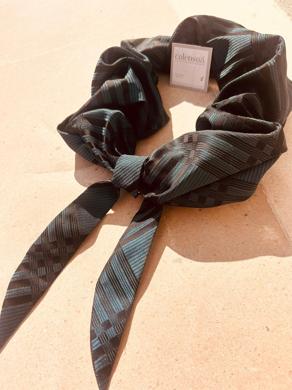 Colensuá Negro y Azul