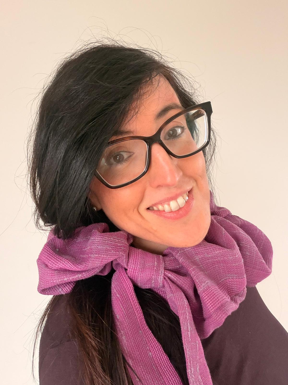 Colensuá Violette y Broche